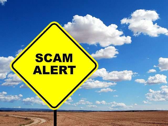 photo of highway sign How To Avoid Car Shipping Scams